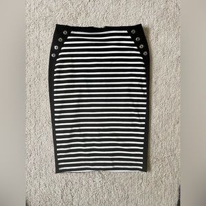 WhiteHouse BlackMarket Stripe Knit Pencil Skirt, size 2